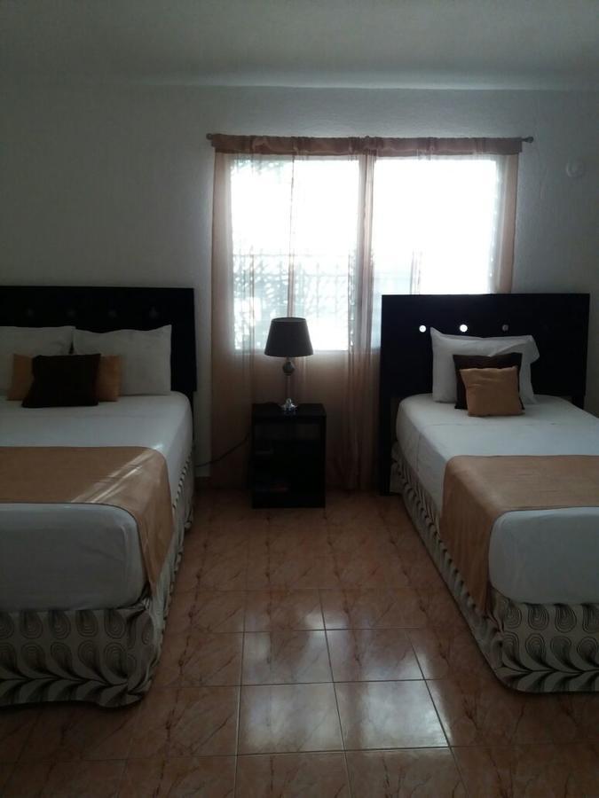 Room In Cancun Stadium Kültér fotó